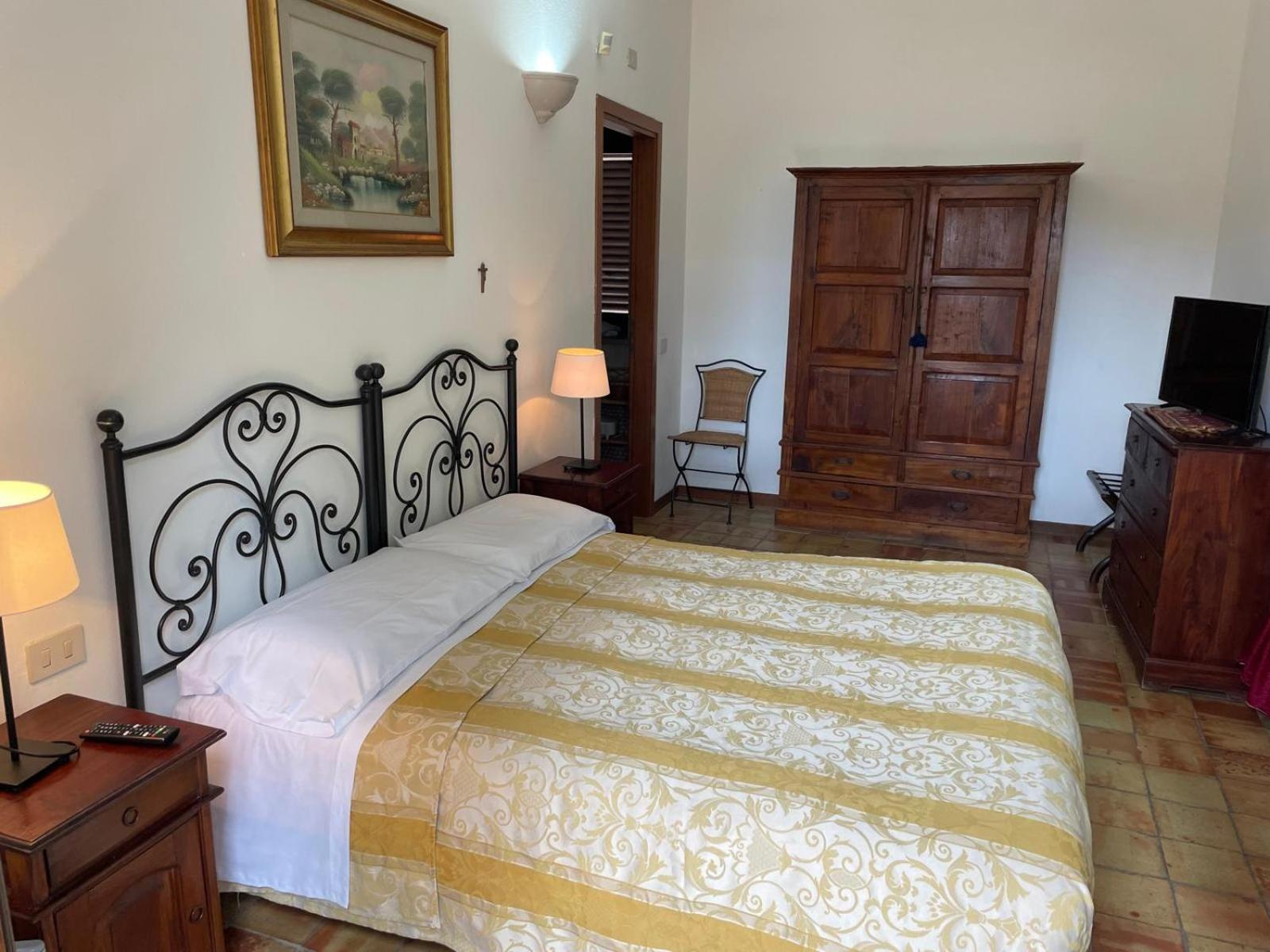 Agriturismo Villa Luca SantʼAgata di Militello Екстериор снимка